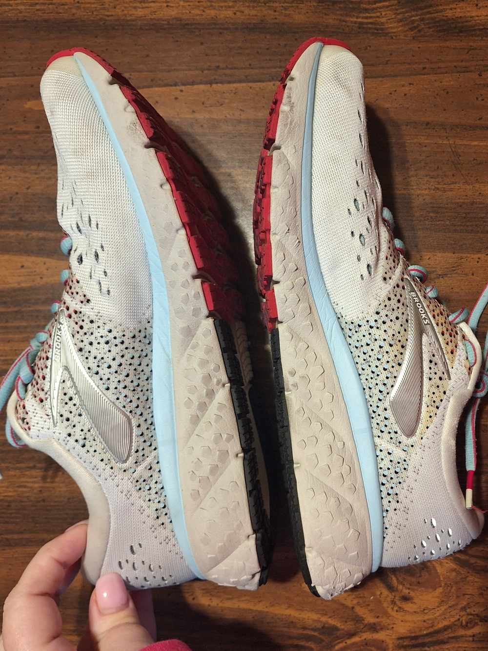 Womens Brooks Glycerin Running Shoes. Sz 9. Lots Of Love Left In These. - Picture 3 of 8